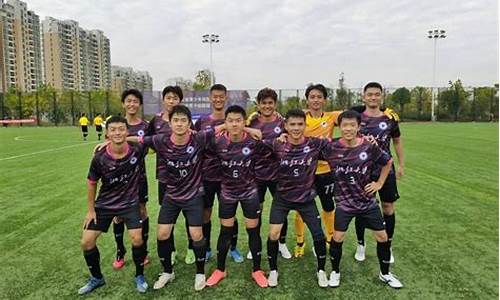 十堰市业余足球联赛_十堰市足球特色学校