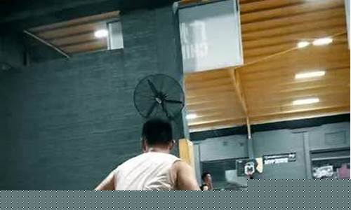 教授篮球课_教授篮球教学梦幻脚步