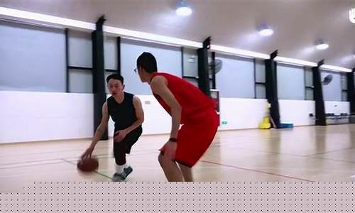 篮球左手基础教学_篮球左手训练